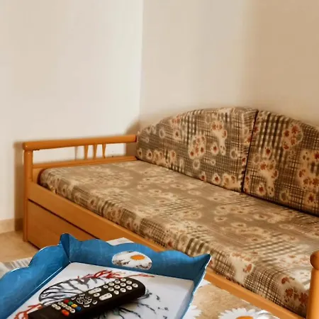 בית נופש Selvamare Vacanze ויאסטה